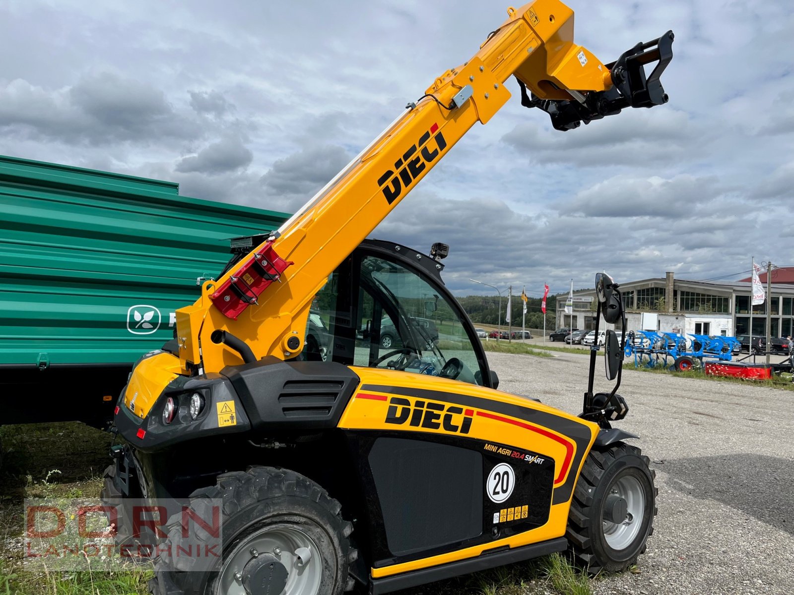 Hoflader des Typs DIECI 20.4 Mini Agri Smart, Neumaschine in Bruckberg (Bild 2)