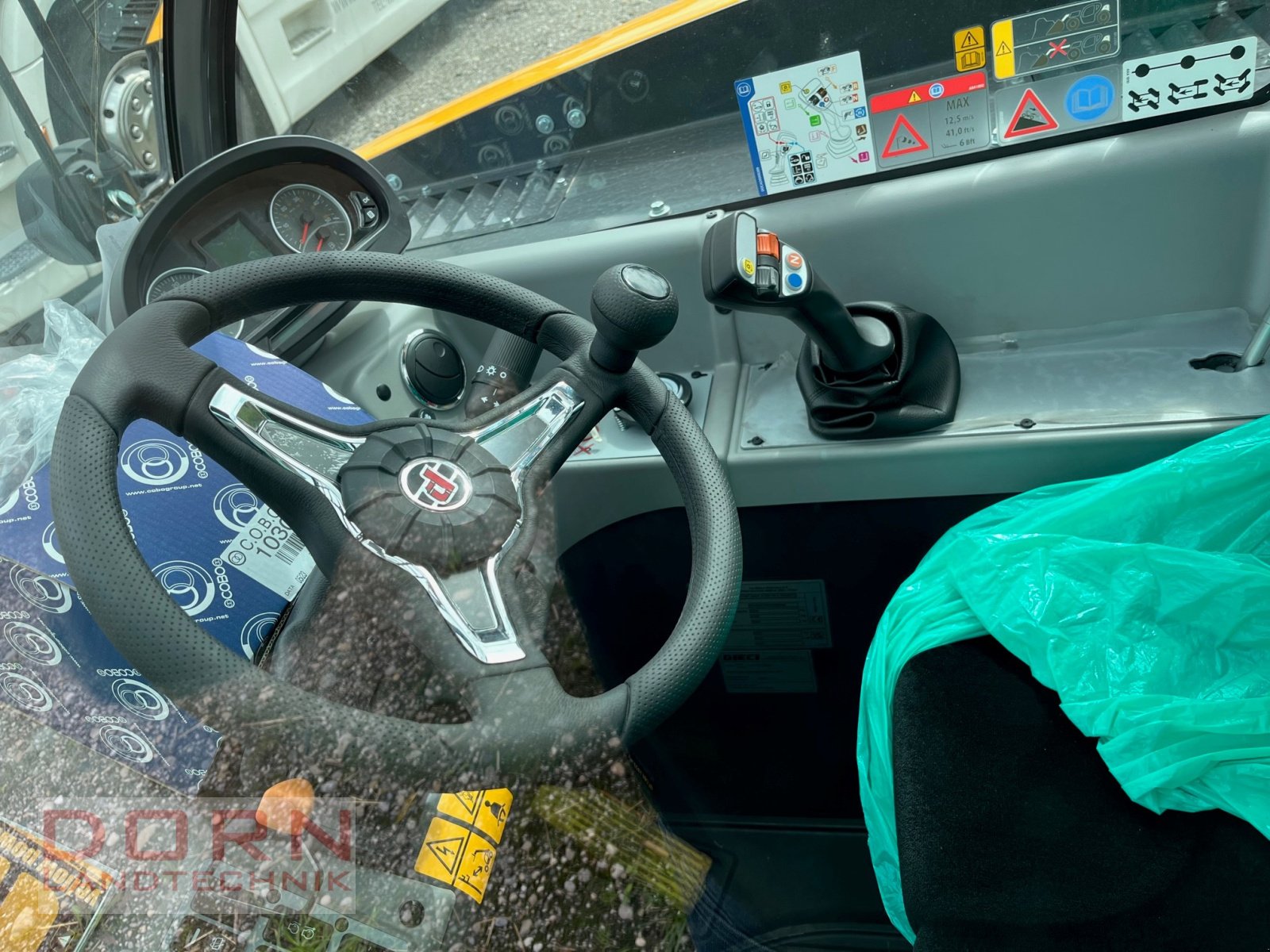 Hoflader des Typs DIECI 20.4 Mini Agri Smart, Neumaschine in Bruckberg (Bild 4)