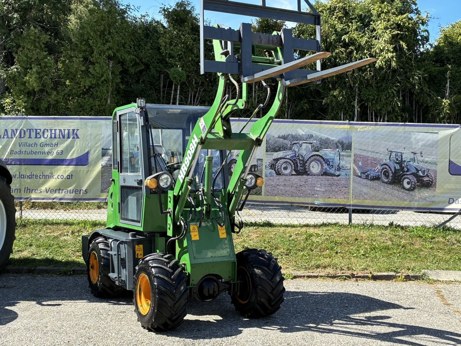 Hoflader типа Eurotrac HR 908 H, Gebrauchtmaschine в Villach (Фотография 1)