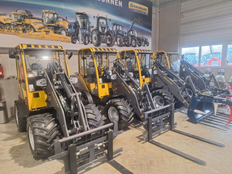 Hoflader типа Eurotrac Modellbaureihe 2026, Neumaschine в Burgkirchen (Фотография 1)