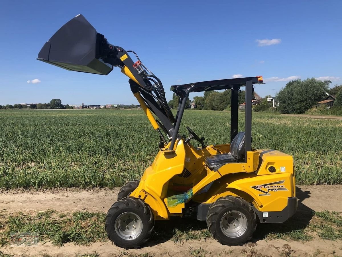 Hoflader a típus Eurotrac T11 Teleskop-Lader mit Avant / Multione Aufnahme, Vorführmaschine ekkor: Dimbach (Kép 1)
