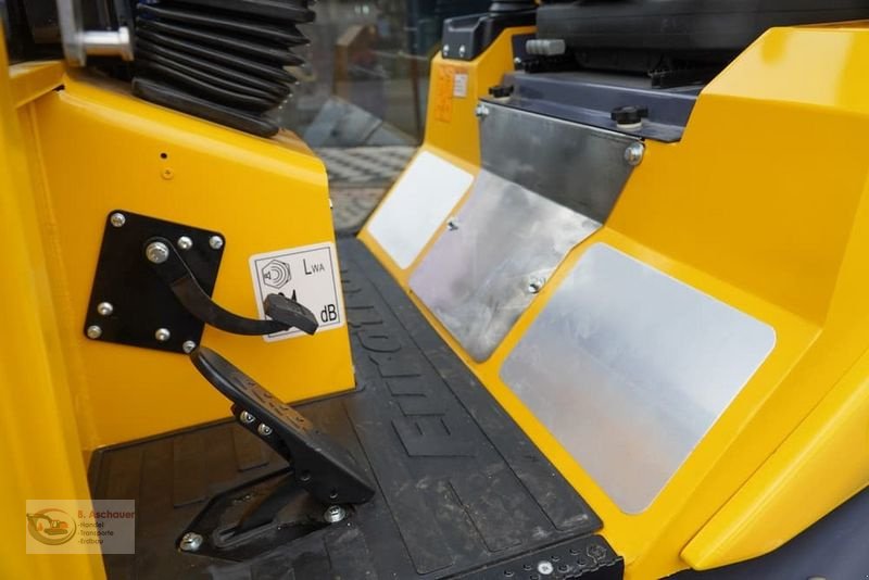 Hoflader typu Eurotrac T13 CF Vorführer, Vorführmaschine v Dimbach (Obrázek 20)