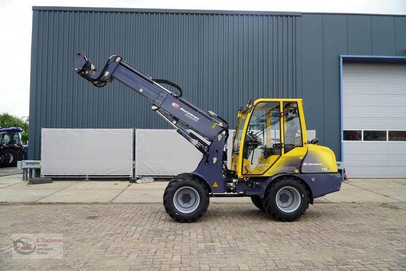 Hoflader typu Eurotrac T13 CF Vorführer, Vorführmaschine v Dimbach (Obrázek 24)