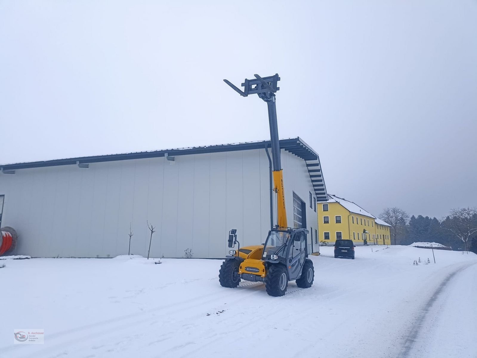 Hoflader del tipo Eurotrac Teleskoplader TH25.6 mit Schaufel und Palettenga, Vorführmaschine In Dimbach (Immagine 2)