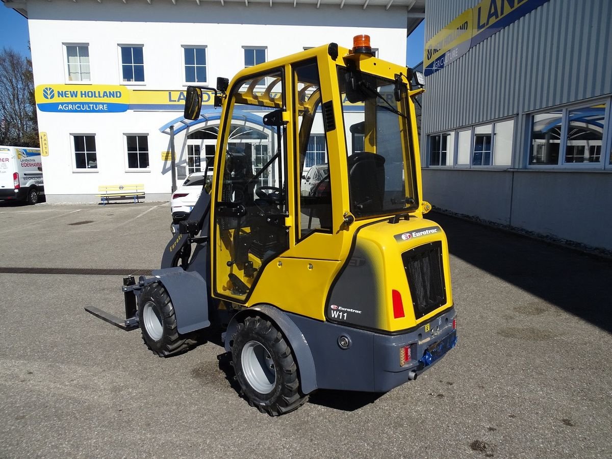 Hoflader des Typs Eurotrac W 11- C mit Vollsichtkabine und Heizung, Gebrauchtmaschine in Burgkirchen (Bild 5)