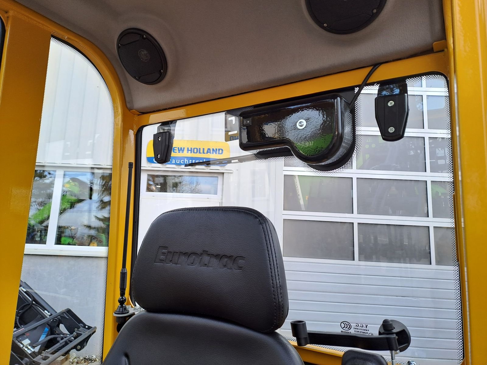 Hoflader of the type Eurotrac W 11, Gebrauchtmaschine in Burgkirchen (Picture 12)