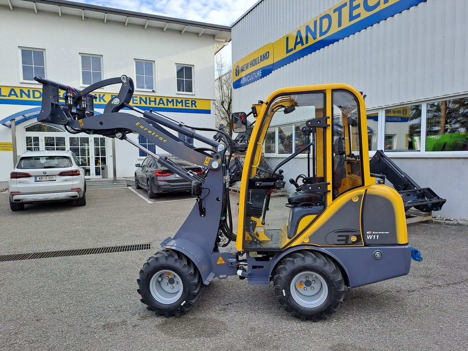 Hoflader of the type Eurotrac W 11, Gebrauchtmaschine in Burgkirchen (Picture 11)