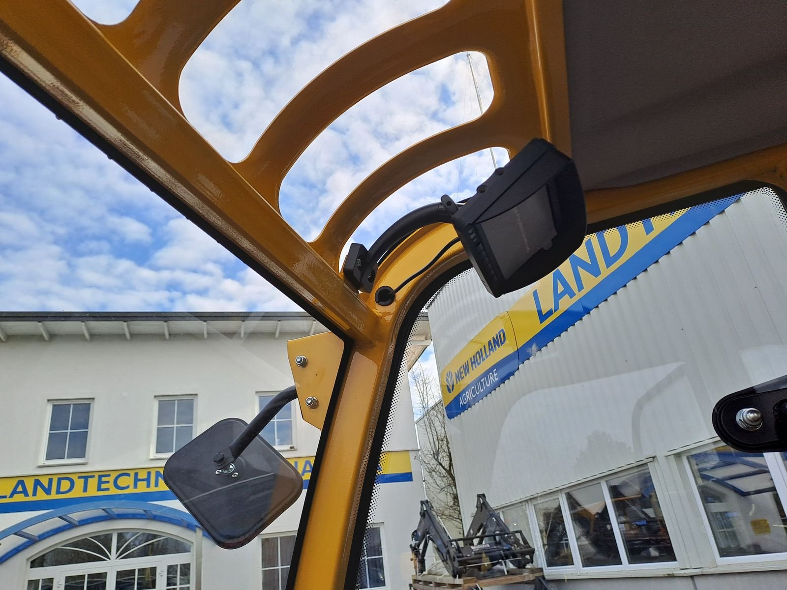 Hoflader of the type Eurotrac W 11, Gebrauchtmaschine in Burgkirchen (Picture 13)