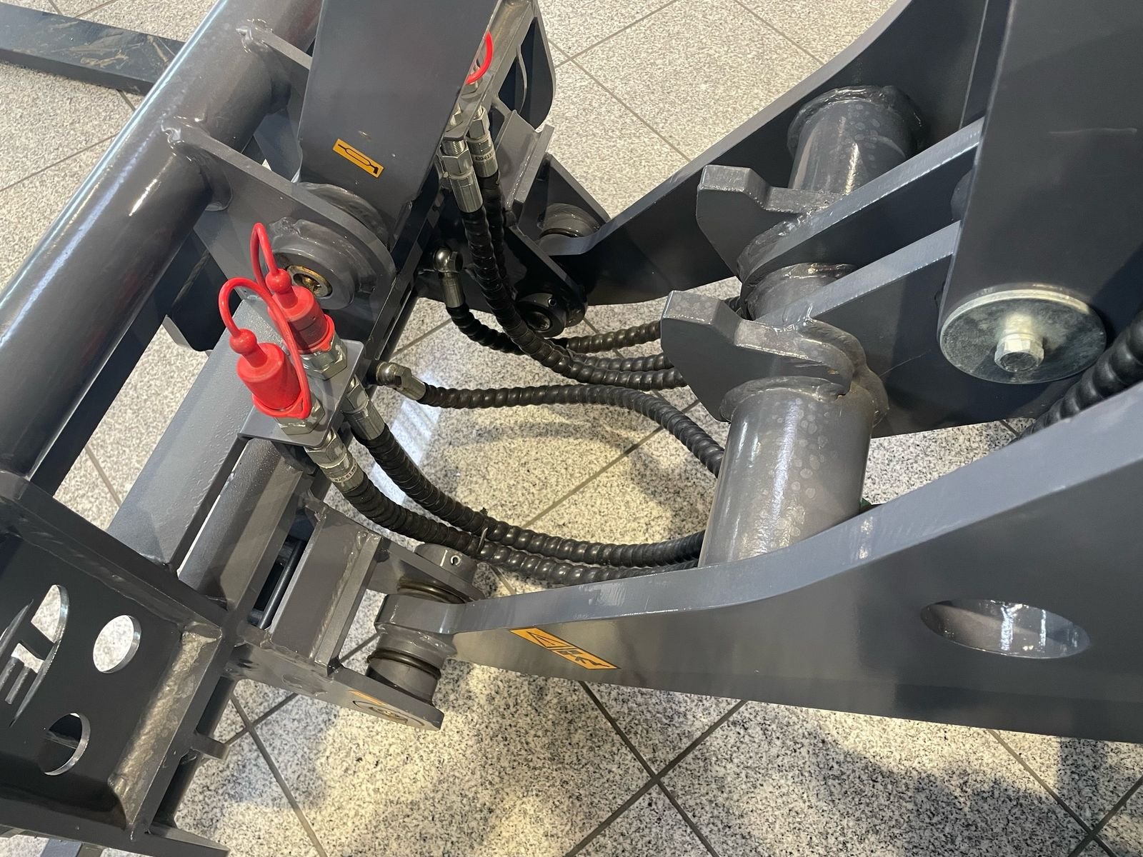 Hoflader des Typs Eurotrac W 12 S (ab € 296,- monatlich), Neumaschine in Burgkirchen (Bild 8)