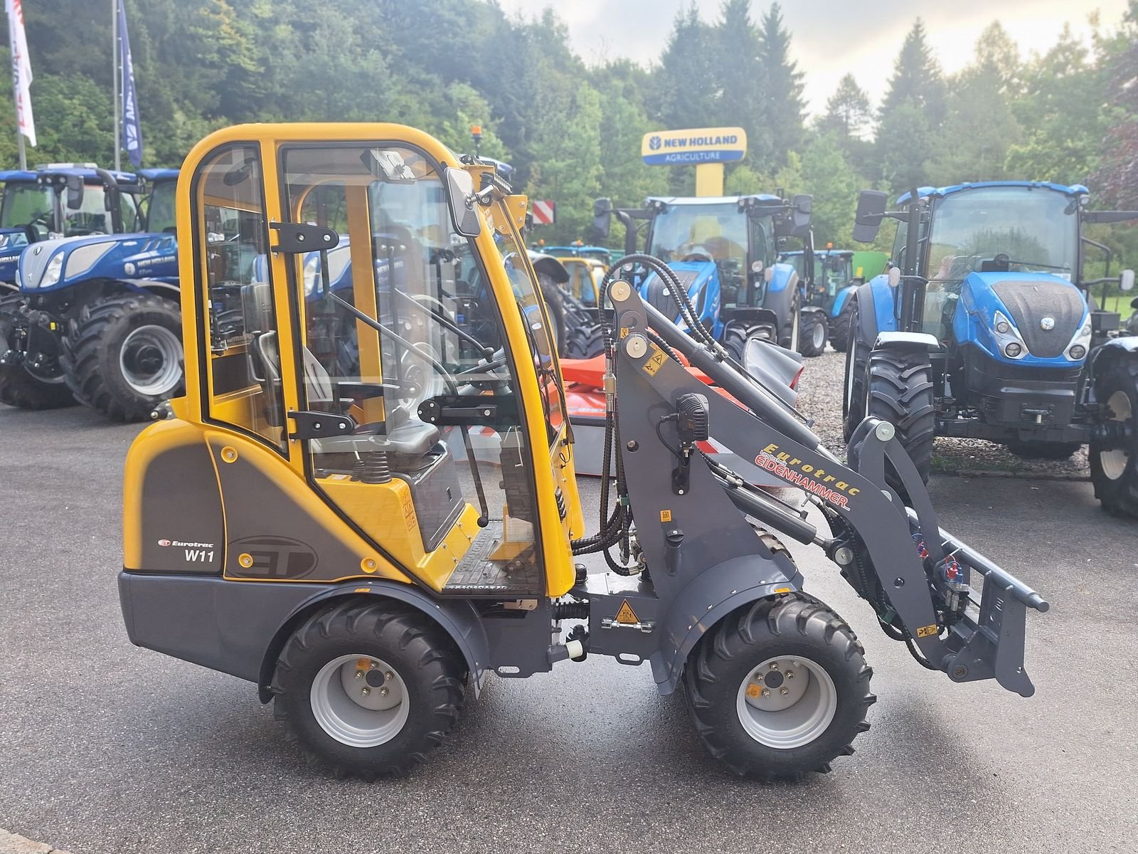 Hoflader typu Eurotrac W11 C - Kabine, Neumaschine v Burgkirchen (Obrázek 8)