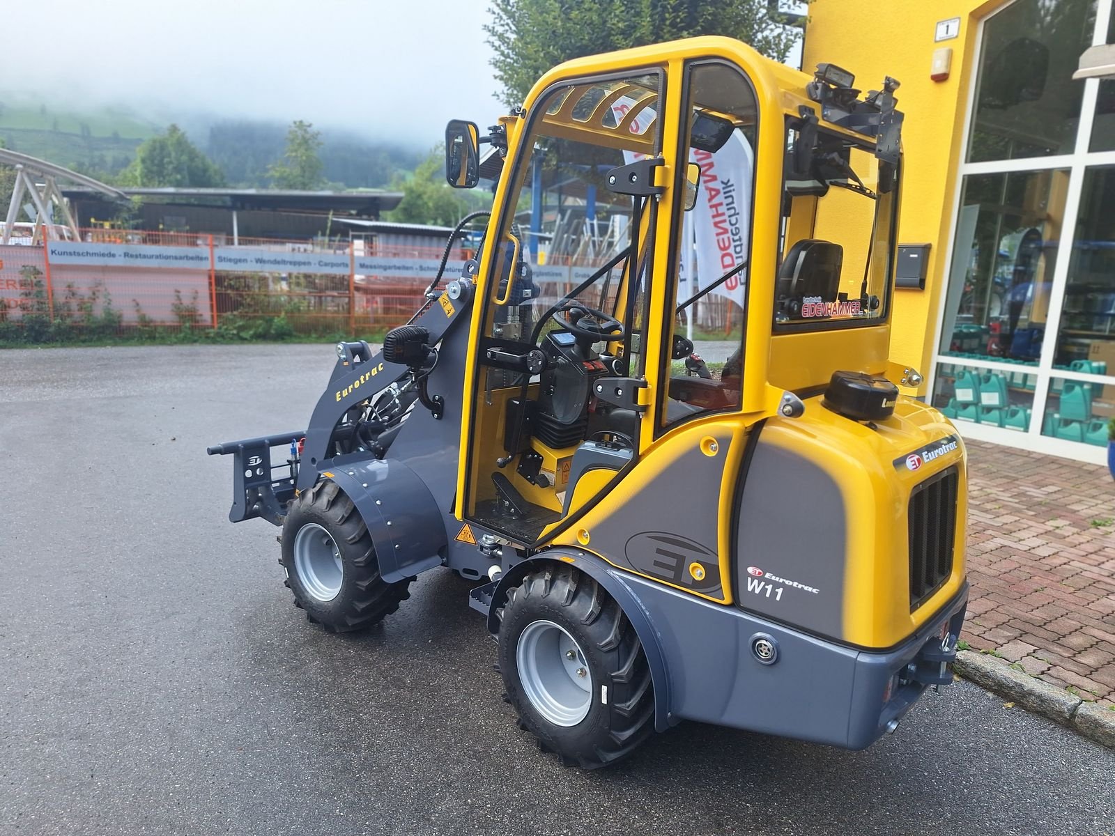 Hoflader typu Eurotrac W11 C - Kabine, Neumaschine v Burgkirchen (Obrázek 11)