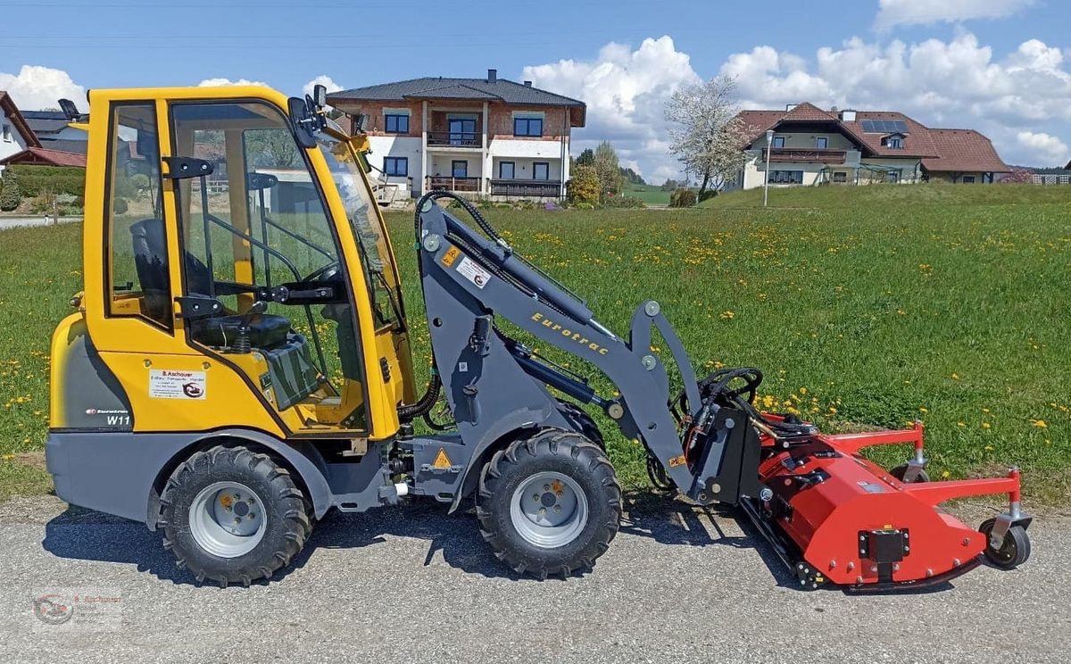 Hoflader of the type Eurotrac W11-C mit Kabine, Neumaschine in Dimbach (Picture 1)