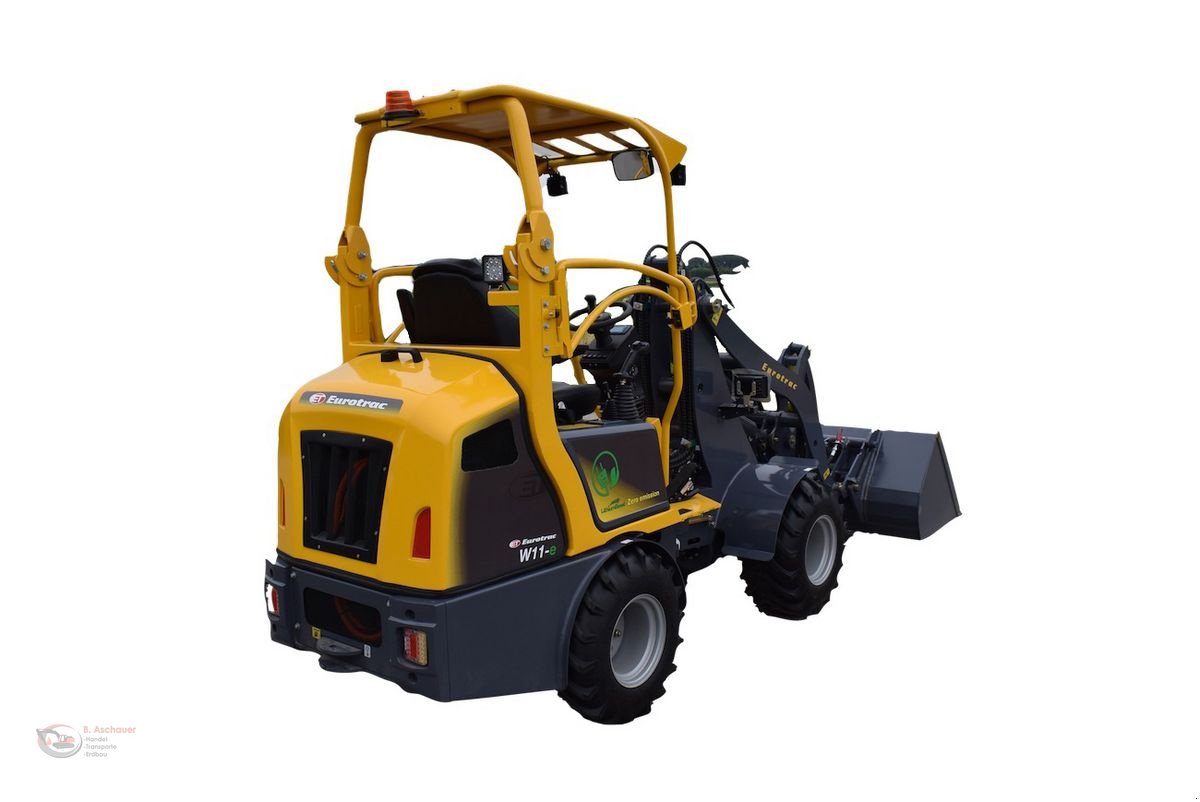 Hoflader des Typs Eurotrac W11-E elektrischer Hoflader, Neumaschine in Dimbach (Bild 2)