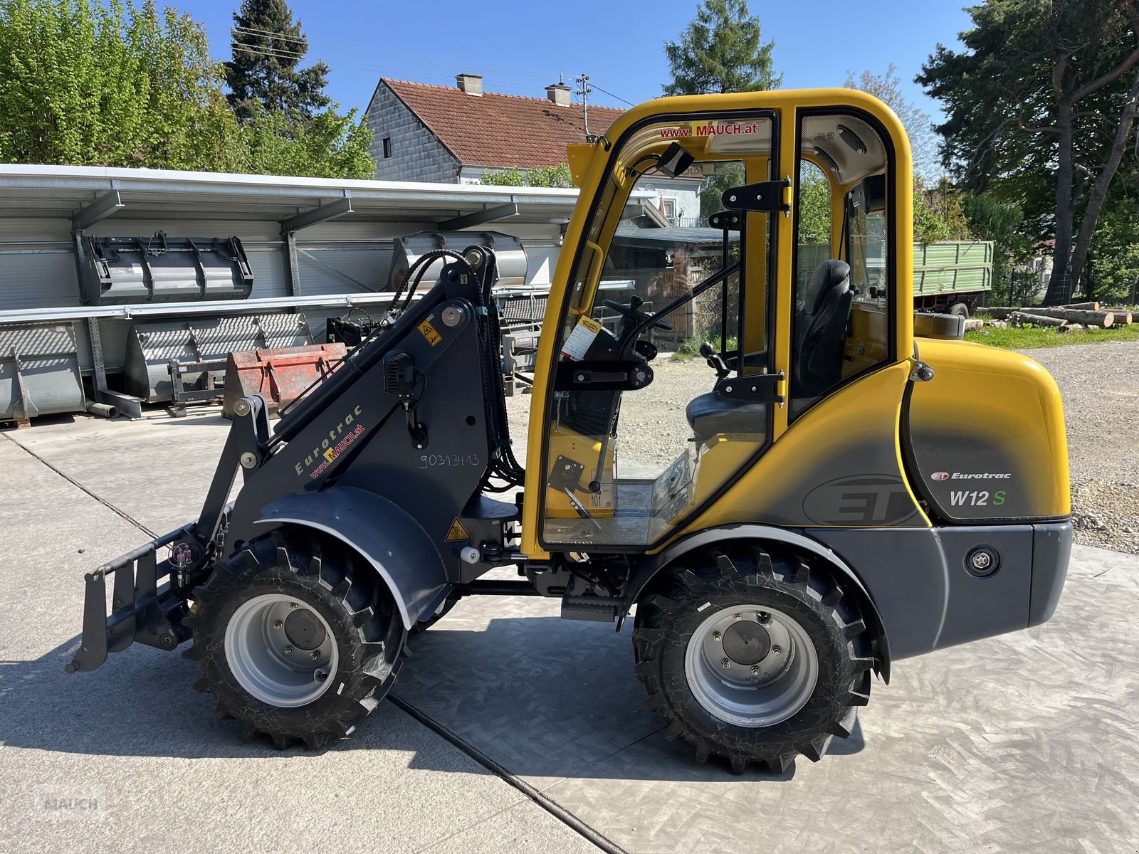 Hoflader typu Eurotrac W12 mit Kabine Euroaufnahme, Gebrauchtmaschine v Burgkirchen (Obrázek 4)