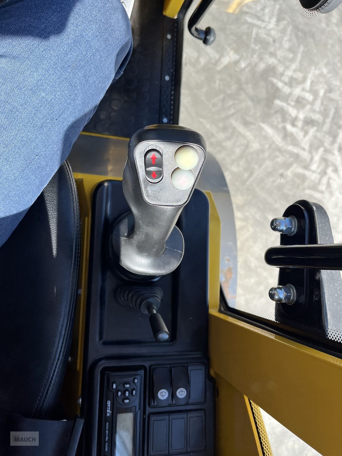 Hoflader typu Eurotrac W12 mit Kabine Euroaufnahme, Gebrauchtmaschine v Burgkirchen (Obrázek 19)