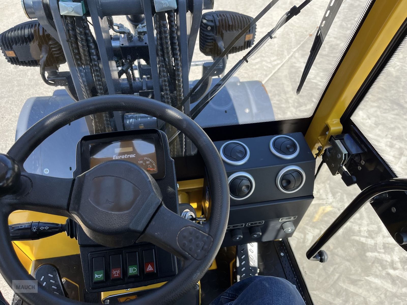 Hoflader typu Eurotrac W12 mit Kabine Euroaufnahme, Gebrauchtmaschine v Burgkirchen (Obrázek 21)