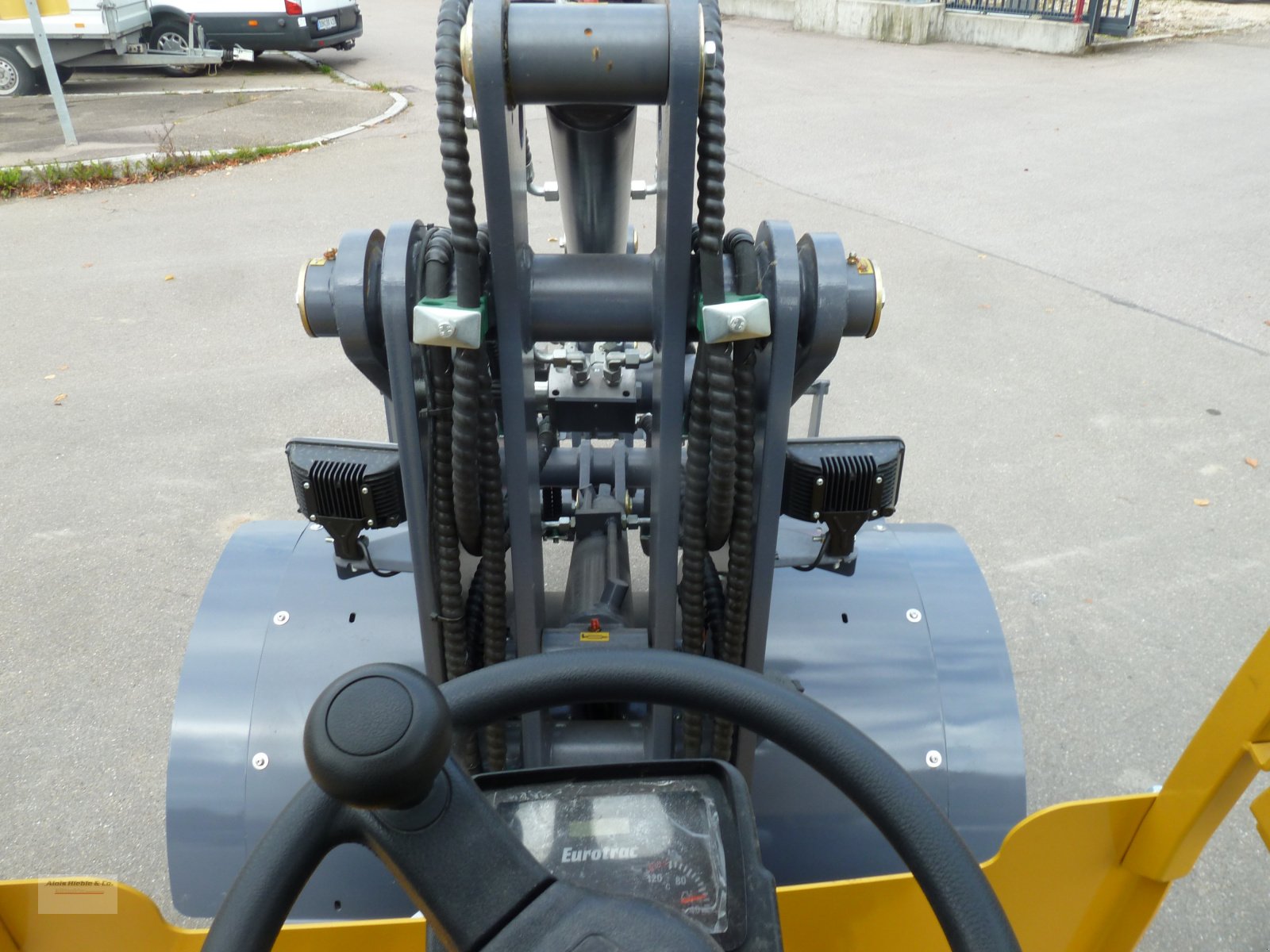 Hoflader of the type Eurotrac W12, Neumaschine in Tapfheim (Picture 5)