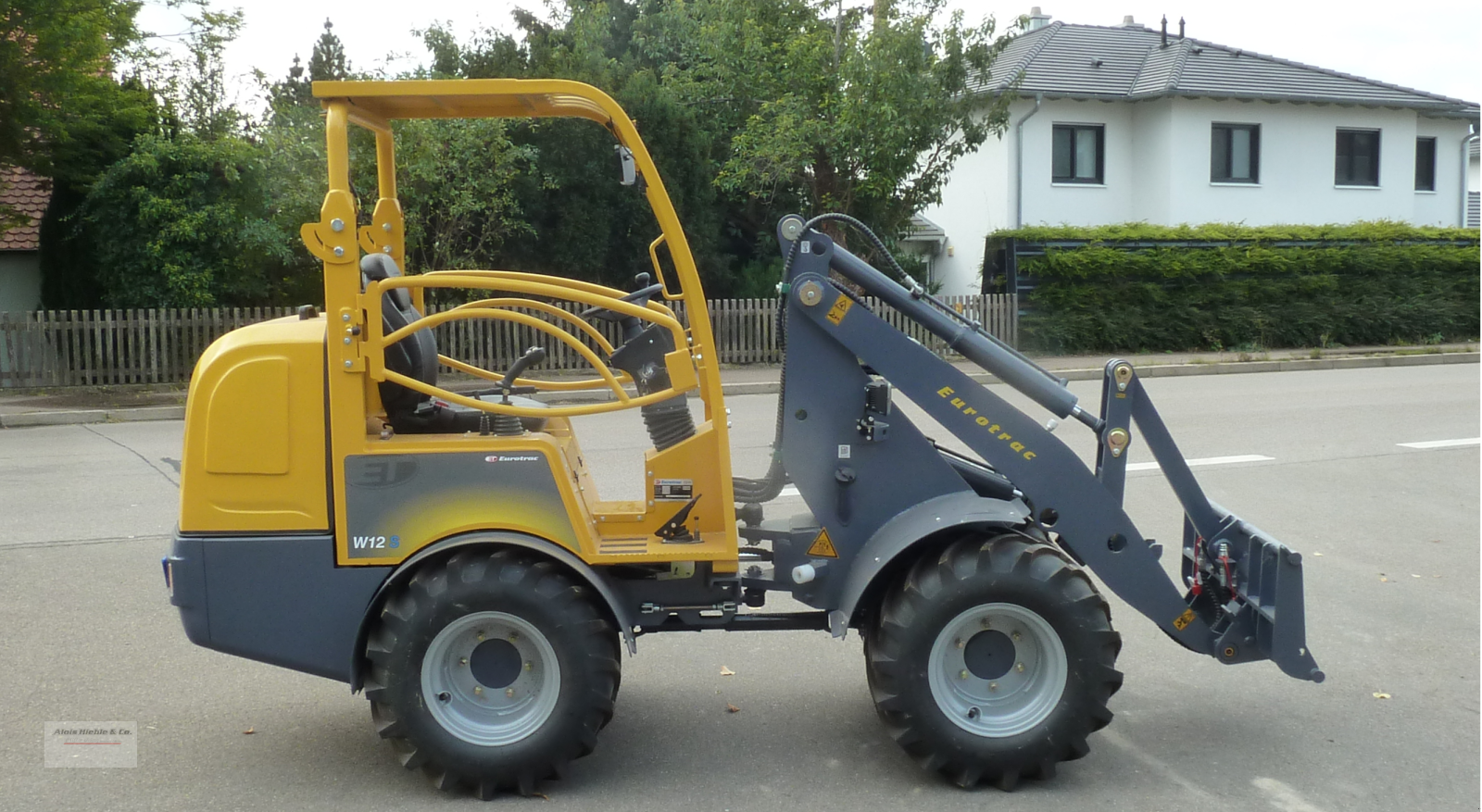 Hoflader of the type Eurotrac W12, Neumaschine in Tapfheim (Picture 1)