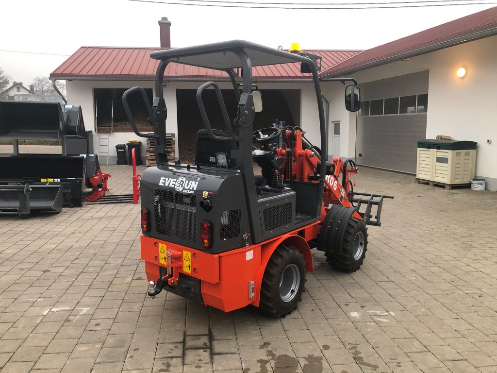 Hoflader of the type Everun ER 06 Hoflader, Neumaschine in Rennertshofen (Picture 5)