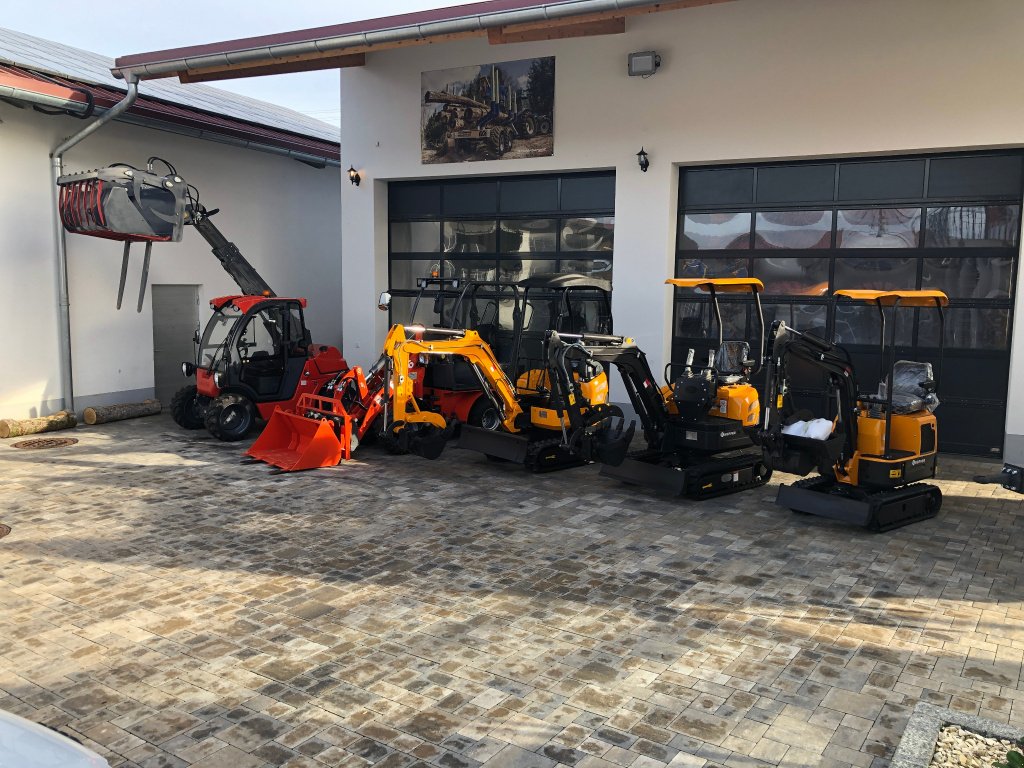 Hoflader of the type Everun ER 06 Hoflader, Neumaschine in Rennertshofen (Picture 16)