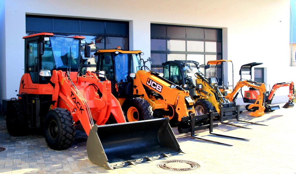 Hoflader of the type Everun ER 06 Hoflader, Neumaschine in Rennertshofen (Picture 17)