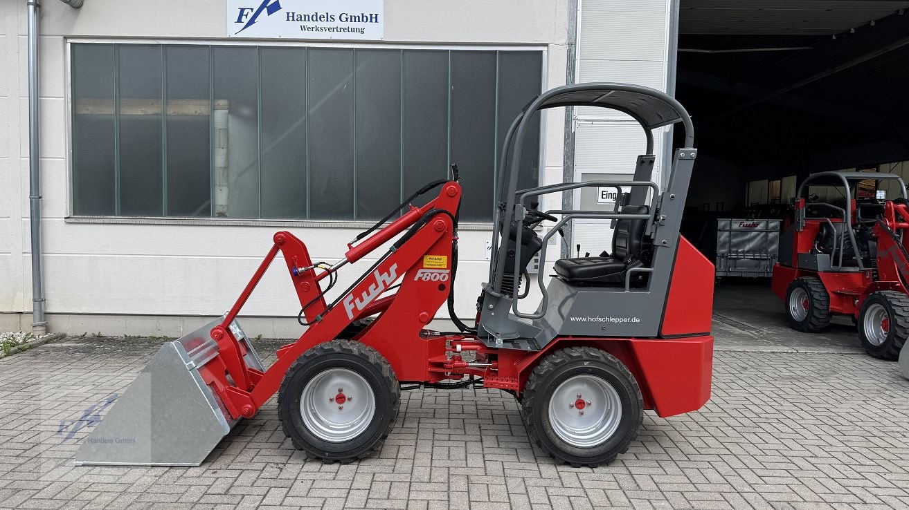 Hoflader des Typs Fuchs F 800, Neumaschine in Bruckmühl (Bild 8)