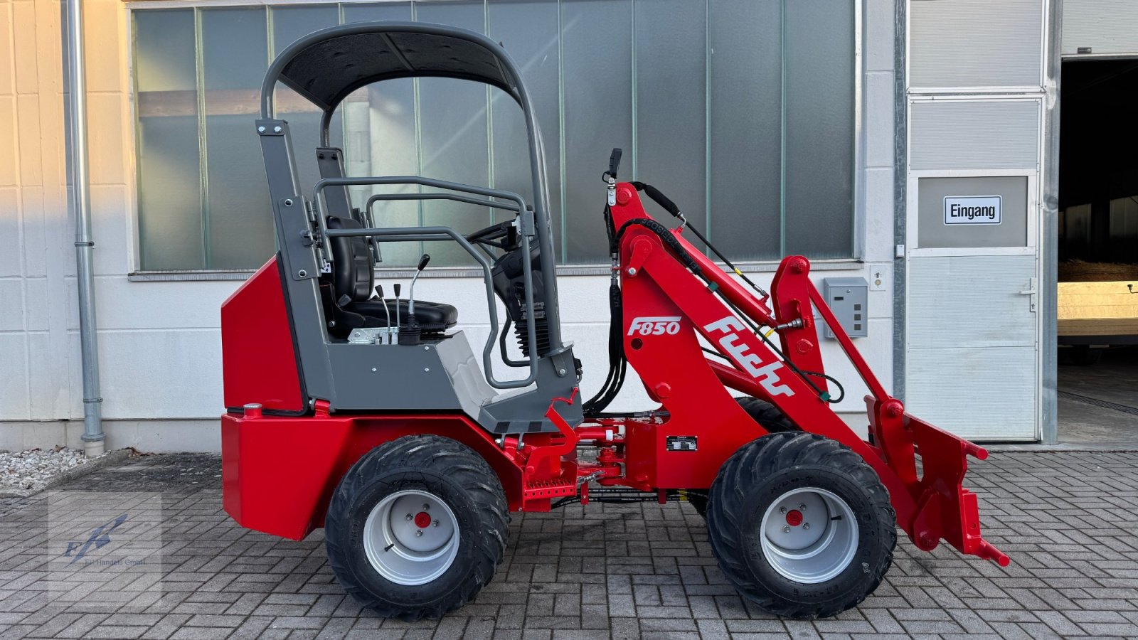 Hoflader typu Fuchs F 850 Hoflader Knicklader Kompaktlader, Neumaschine v Bruckmühl (Obrázek 11)