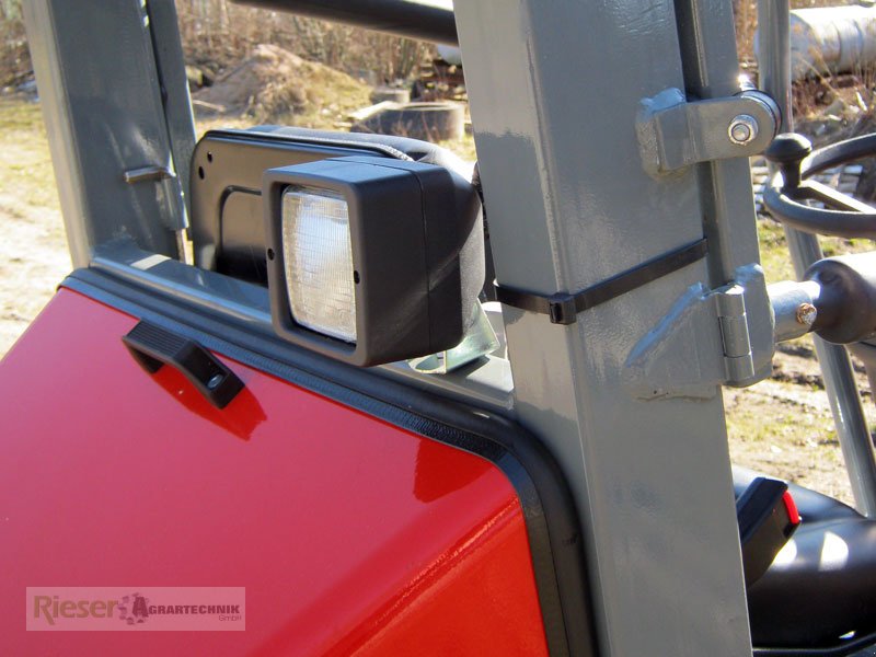 Hoflader des Typs Fuchs F 853 H Hoflader, Neumaschine in Nördlingen (Bild 8)