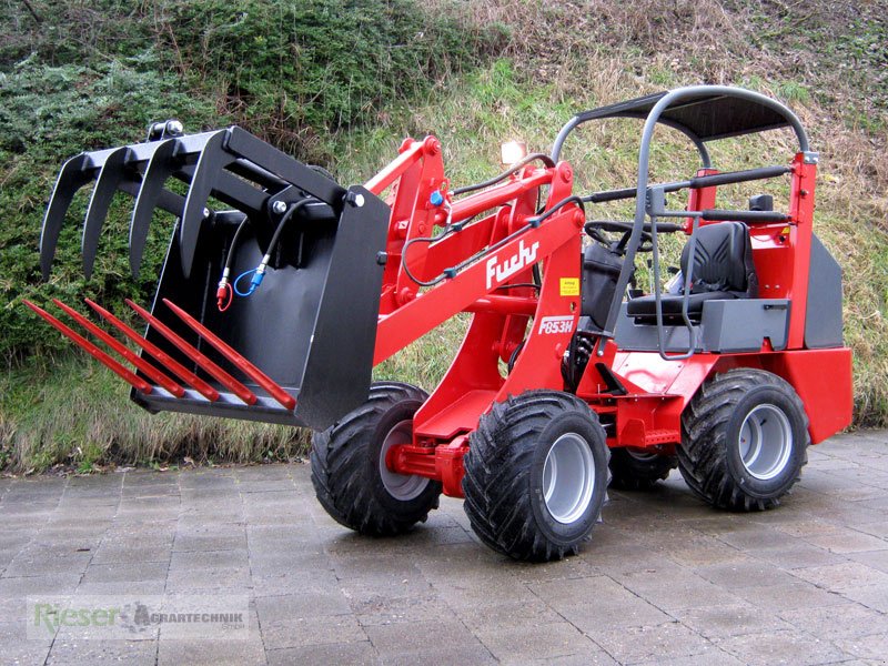 Hoflader of the type Fuchs F 853 H Hoflader, Neumaschine in Nördlingen (Picture 1)