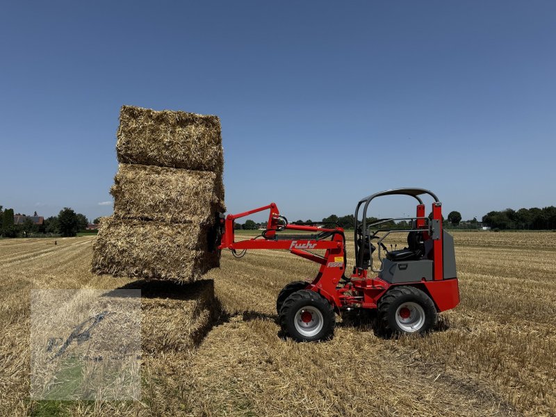 Hoflader of the type Fuchs F 950 E Hoflader Elektro Elektrolader Kompaktlader, Neumaschine in Bruckmühl (Picture 1)