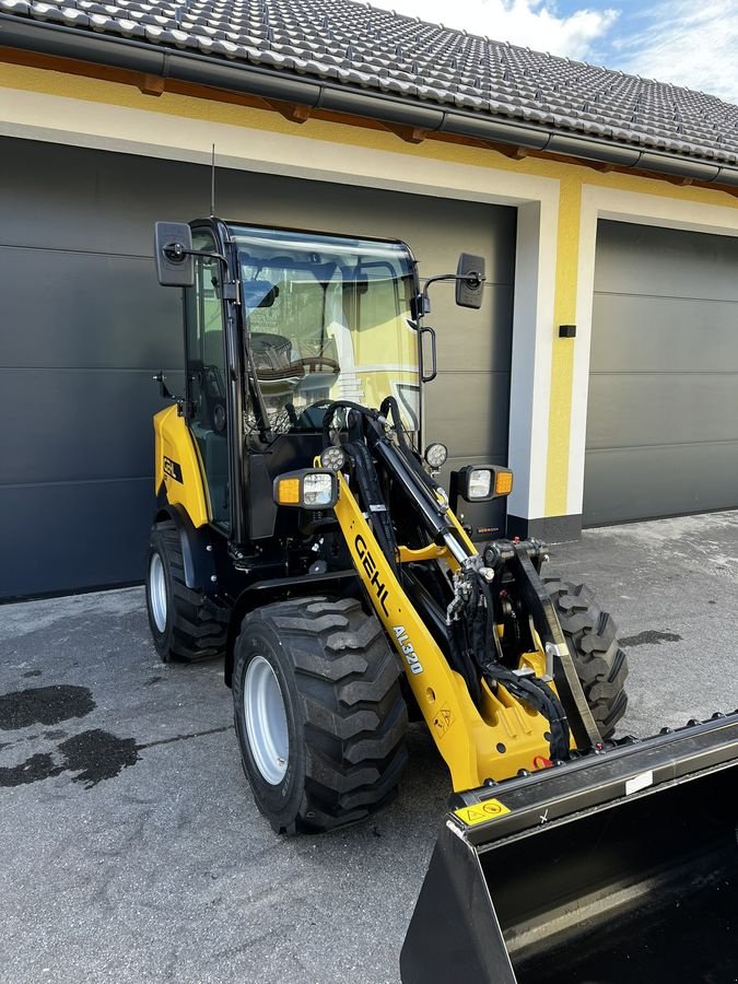 Hoflader des Typs Gehl AL320, Neumaschine in Pischelsdorf (Bild 4)