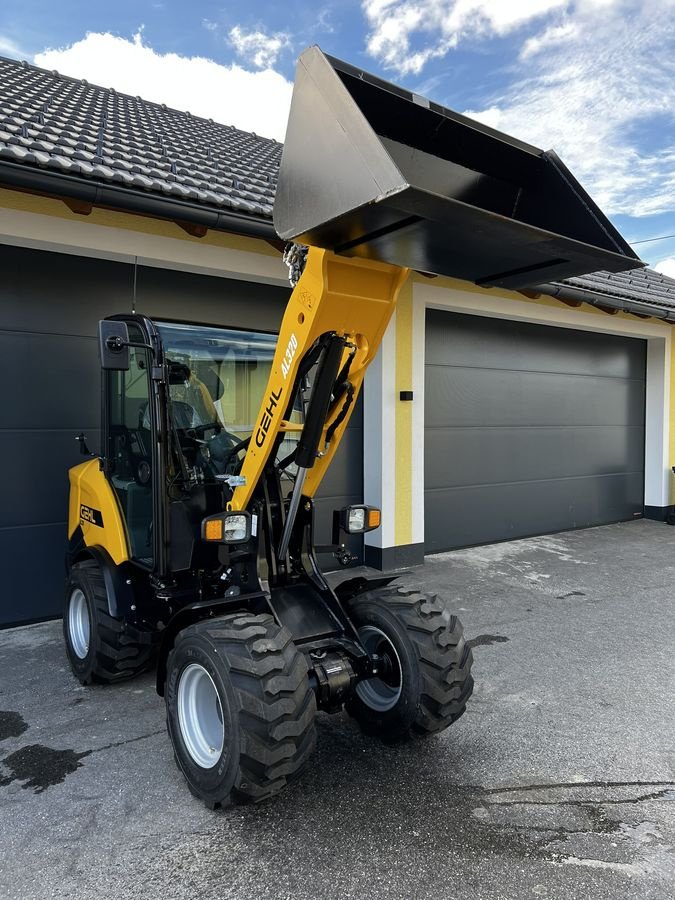 Hoflader des Typs Gehl AL320, Neumaschine in Pischelsdorf (Bild 5)