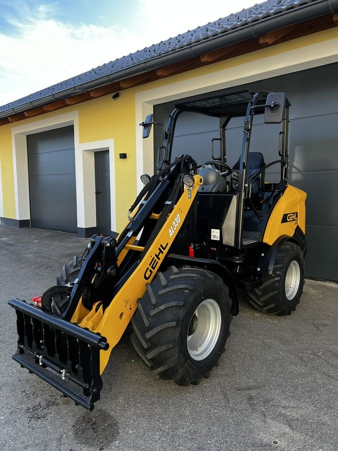 Hoflader of the type Gehl AL330, Neumaschine in Pischelsdorf (Picture 3)