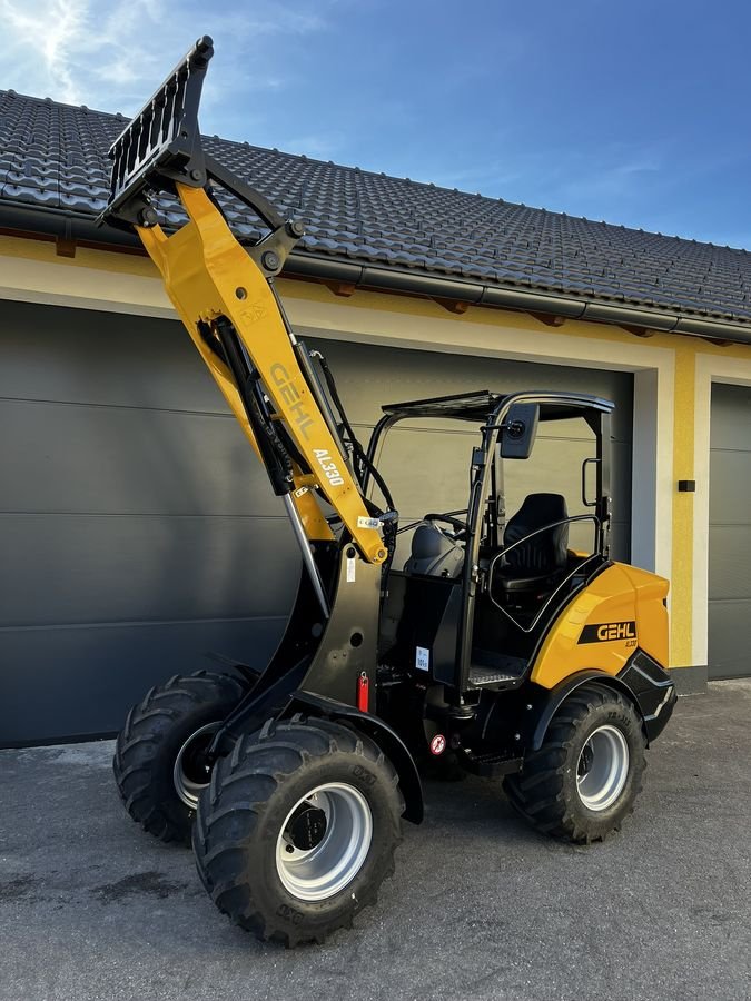 Hoflader of the type Gehl AL330, Neumaschine in Pischelsdorf (Picture 8)