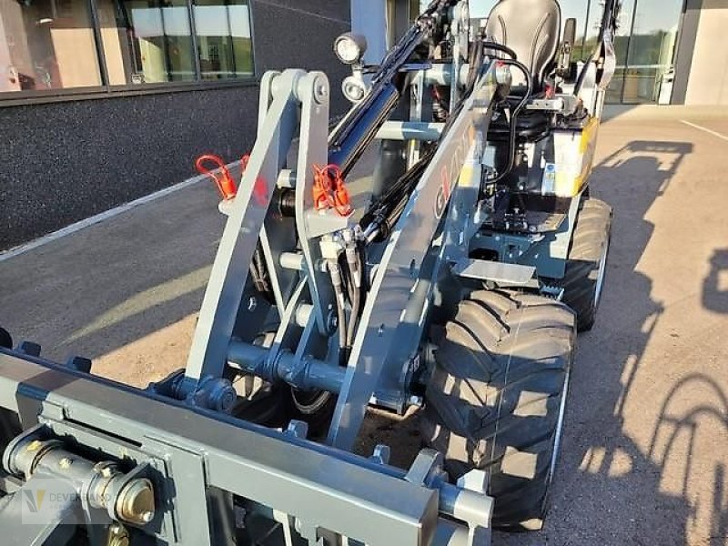 Hoflader typu GiANT 2300, Neumaschine v Colmar-Berg (Obrázek 5)