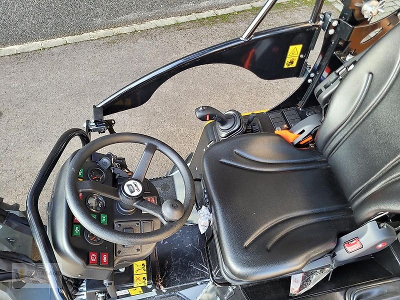 Hoflader typu GiANT 2300, Neumaschine v Colmar-Berg (Obrázek 3)