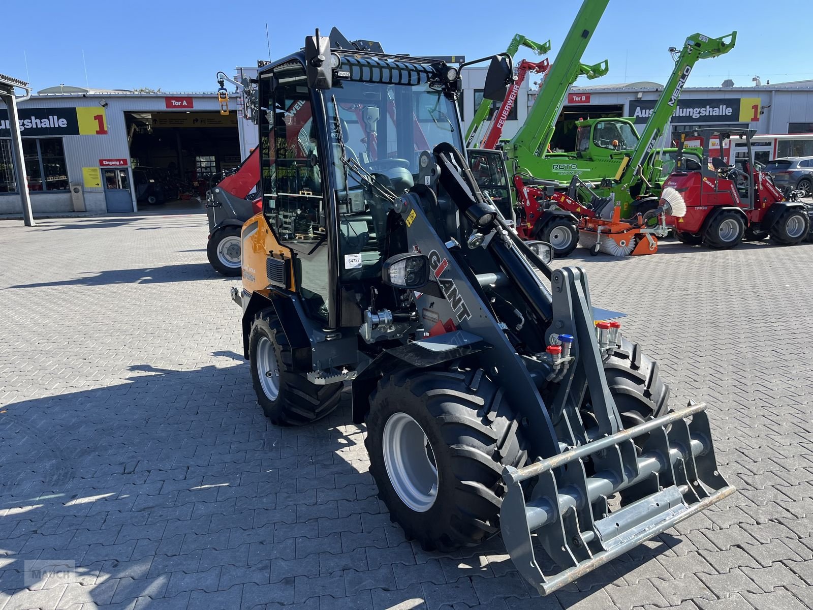 Hoflader des Typs GiANT 2700 HD+ mit Kabine Euro & Heckhydraulik Kat 2, Gebrauchtmaschine in Burgkirchen (Bild 7)