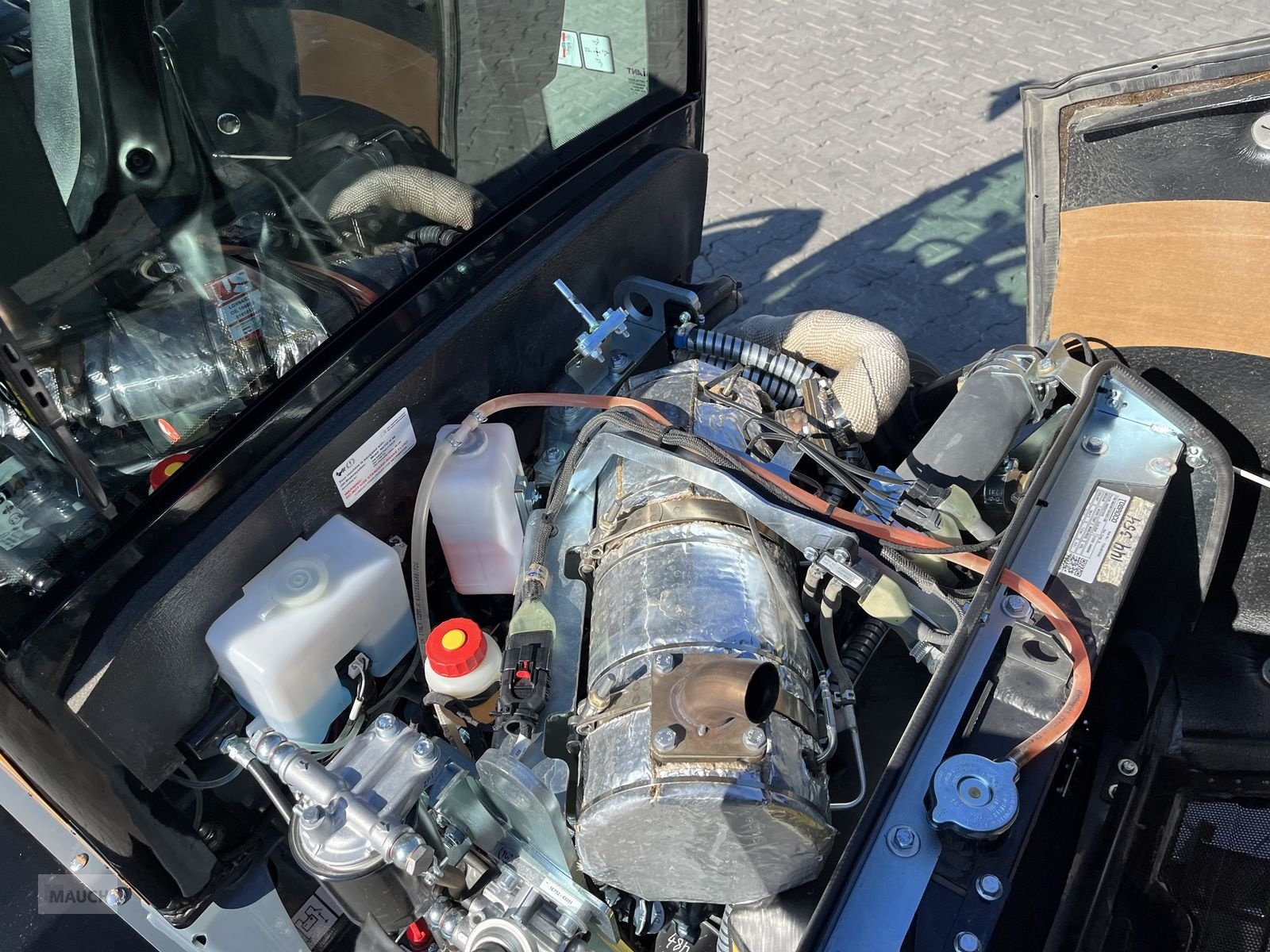 Hoflader des Typs GiANT 2700 HD+ mit Kabine Euro & Heckhydraulik Kat 2, Gebrauchtmaschine in Burgkirchen (Bild 21)