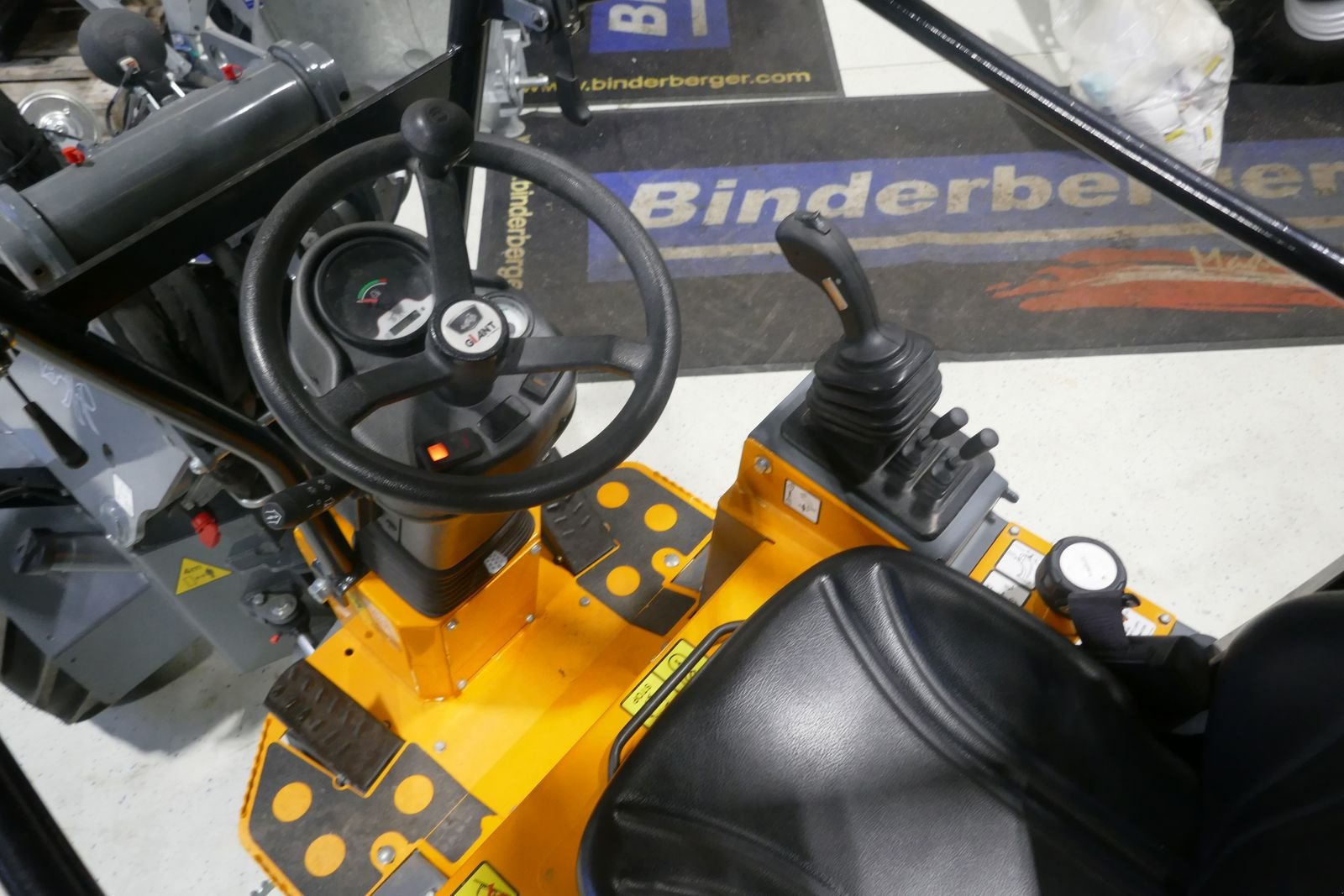 Hoflader от тип GiANT G 1200 Tele, Gebrauchtmaschine в Villach (Снимка 6)