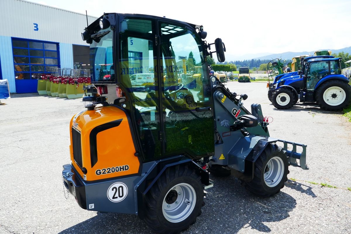 Hoflader tip GiANT G 2200 HD, Gebrauchtmaschine in Villach (Poză 14)