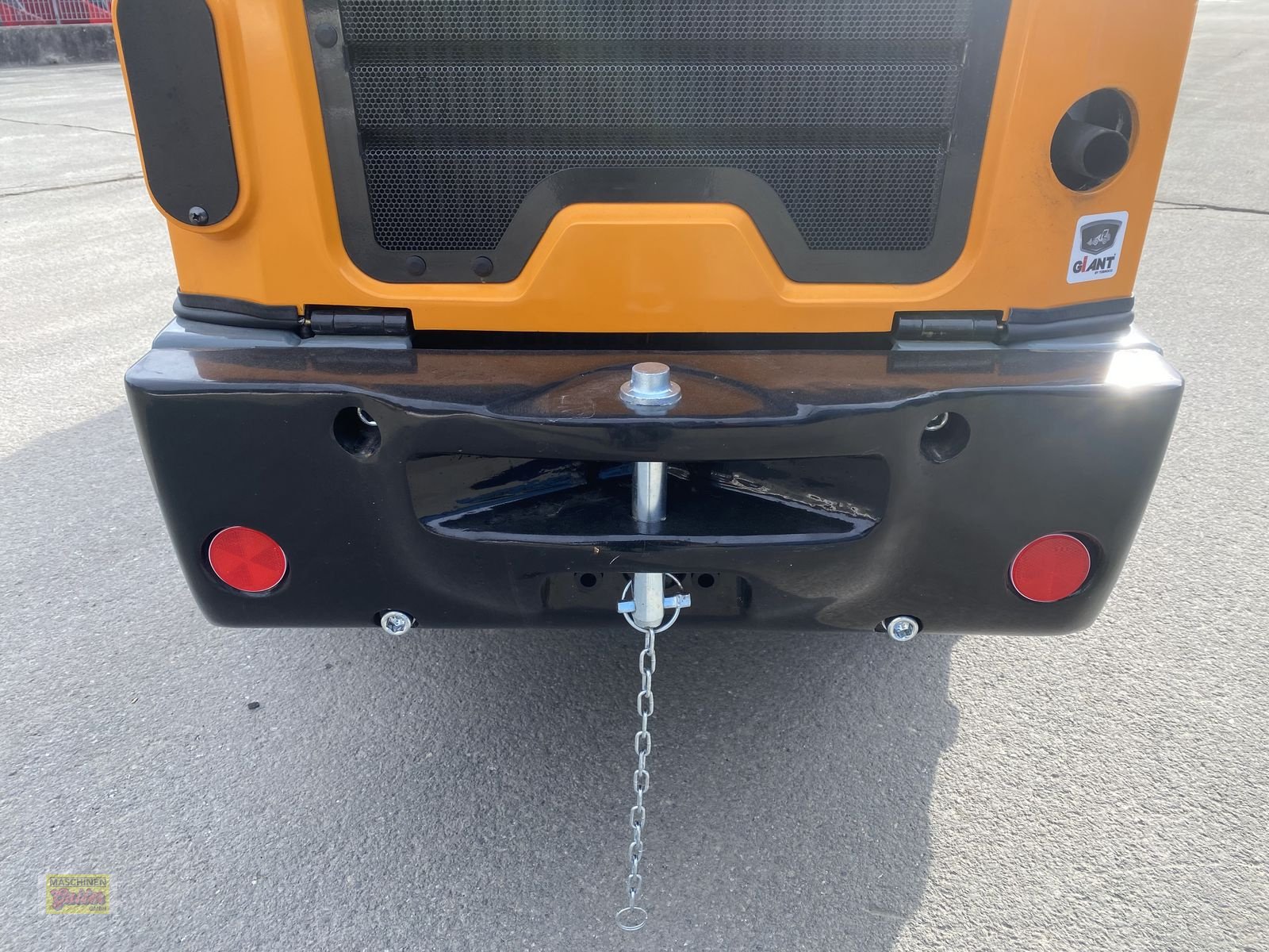 Hoflader des Typs GiANT G 2300 HD mit abklappbarem Fahrerschutzdach, Neumaschine in Kötschach (Bild 10)