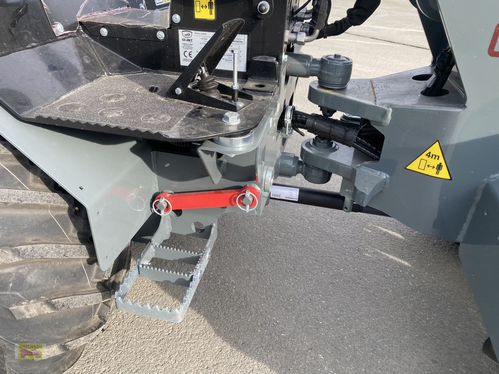 Hoflader des Typs GiANT G 2300 HD mit abklappbarem Fahrerschutzdach, Neumaschine in Kötschach (Bild 13)