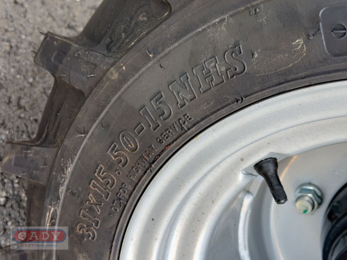 Hoflader des Typs GiANT G 2300 HD, Neumaschine in Lebring (Bild 11)