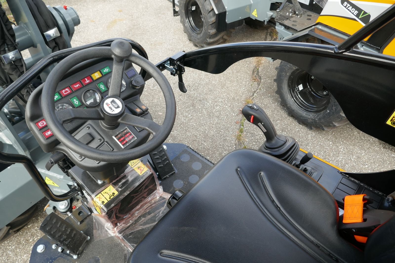 Hoflader of the type GiANT G 2300 HD, Gebrauchtmaschine in Villach (Picture 9)