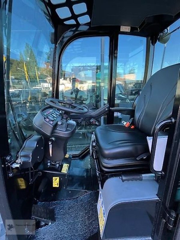 Hoflader tip GiANT G 2300 X-Tra HD Radlader Hoflader NEU Kabine Schaufellader, Neumaschine in Gevelsberg (Poză 6)