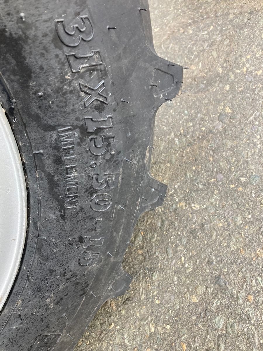 Hoflader des Typs GiANT G 2500 HD, Neumaschine in Reith bei Kitzbühel (Bild 5)