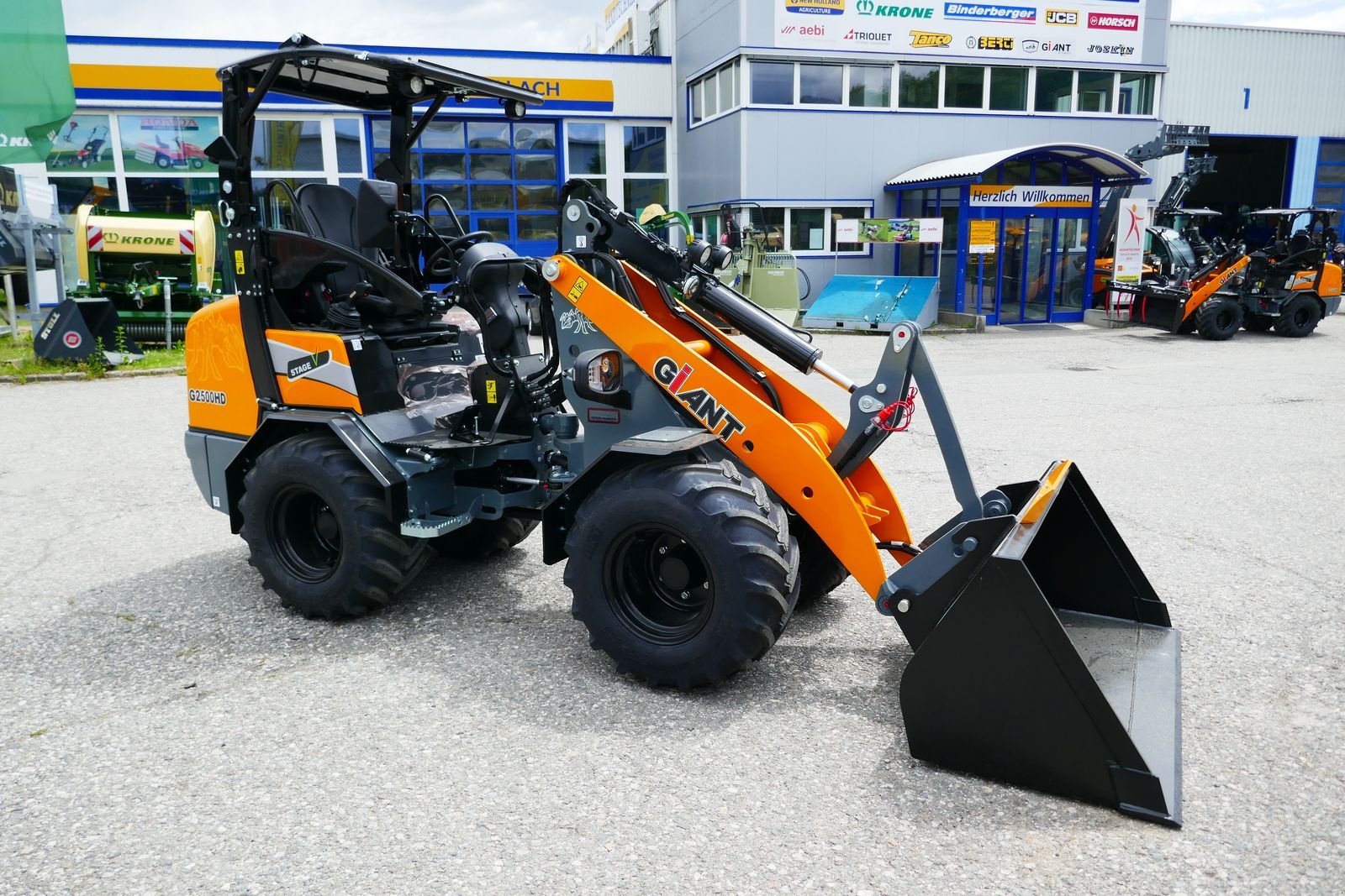 Hoflader des Typs GiANT G 2500 HD, Gebrauchtmaschine in Villach (Bild 7)