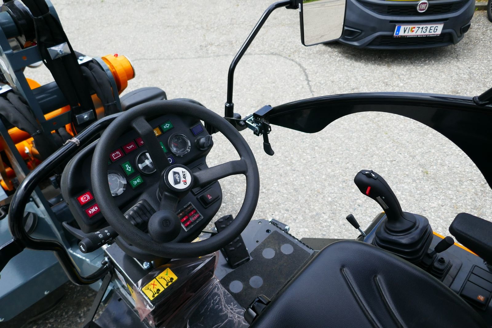 Hoflader des Typs GiANT G 2500 HD, Gebrauchtmaschine in Villach (Bild 10)