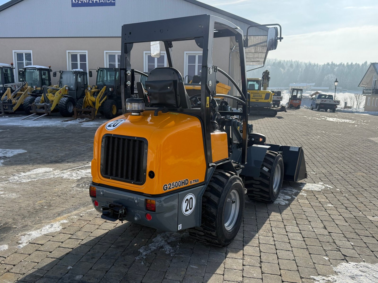 Hoflader Türe ait GiANT G 2500 X-TRA HD, Neumaschine içinde Neureichenau (resim 5)