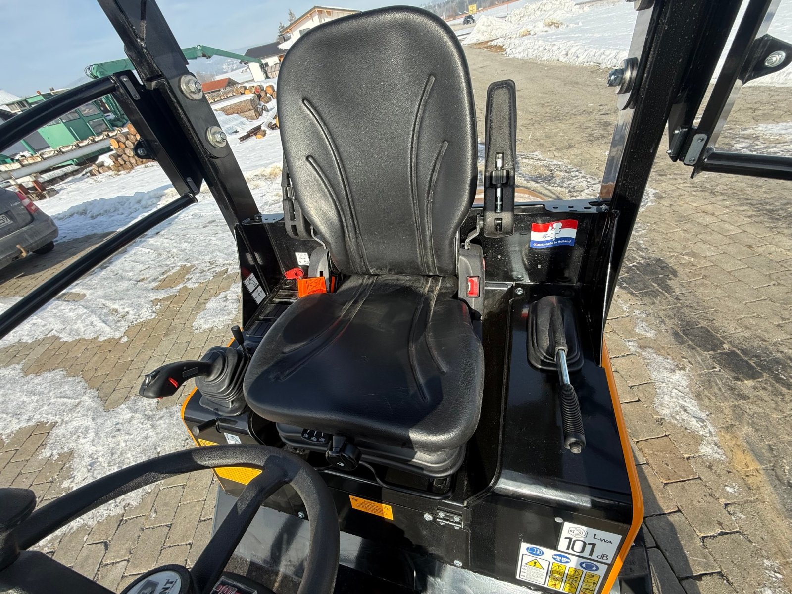 Hoflader Türe ait GiANT G 2500 X-TRA HD, Neumaschine içinde Neureichenau (resim 13)